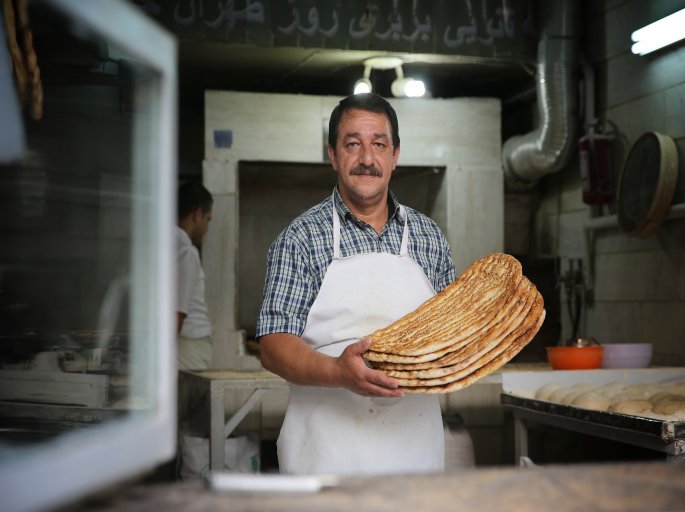 خرید نان در زنجان با کارت‌ هوشمند